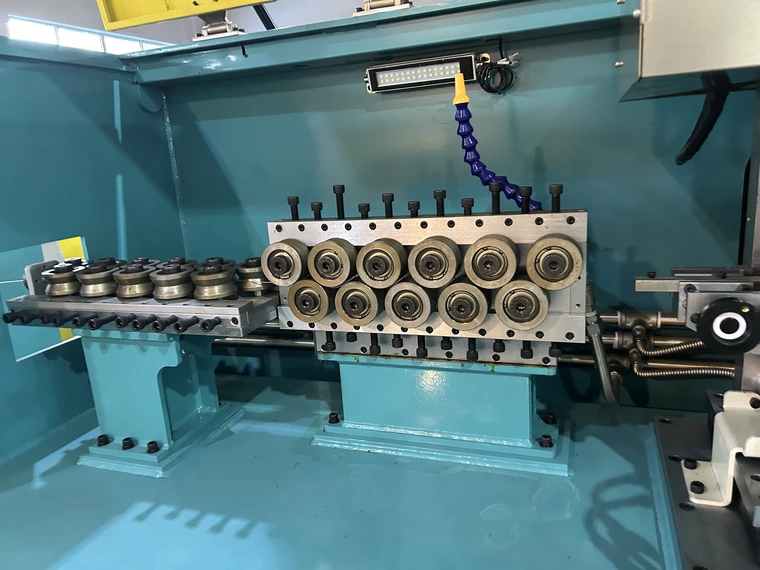 Alignment and Straightening Unit​